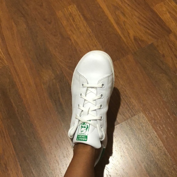 Adidas Stan Smith Sneakers - Picture 4 of 8
